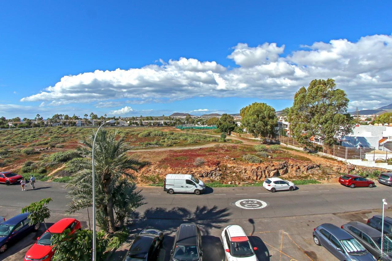 2 Bedroom Flat With Big Pools And Big Terrace Parque Don Jose, 313 Holiday home *