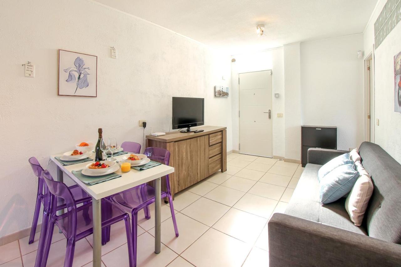 2 Bedroom Flat With Big Pools And Big Terrace Parque Don Jose, 313 * Costa Del Silencio
